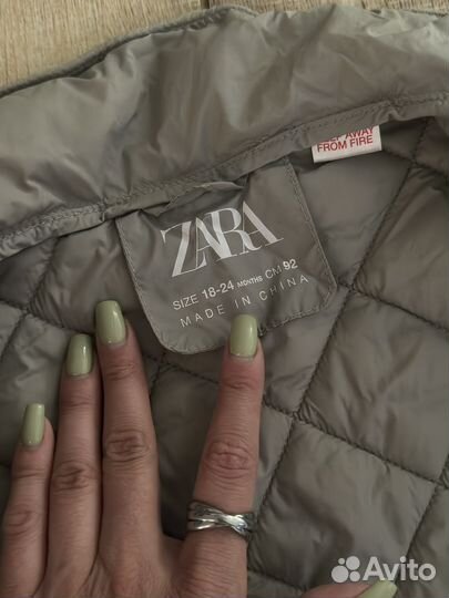 Куртка детская zara 92 унисекс легкая