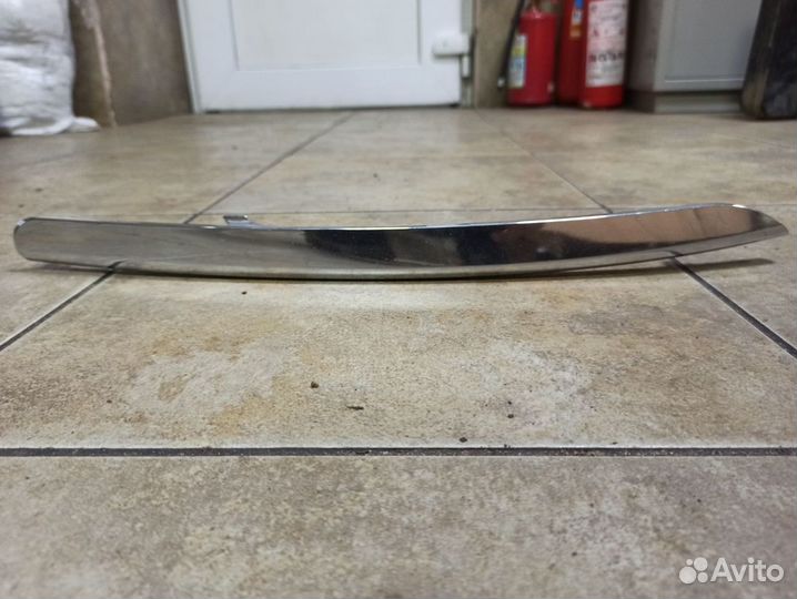 Молдинг бампера передний правый. Киа спортаж 3