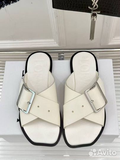 Сандалии женские loewe. 2 модели