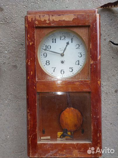 Часы Москва