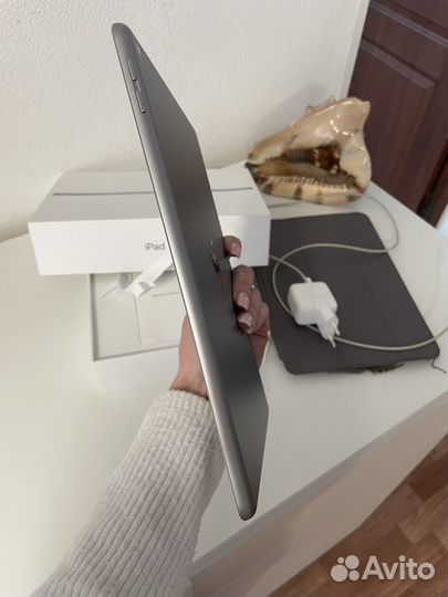 Планшет apple iPad 6