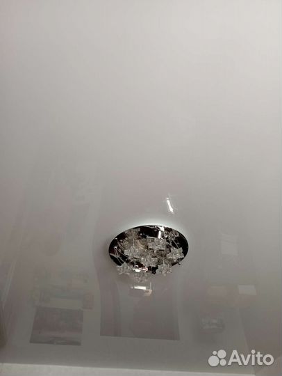 Потолок с Люстрой