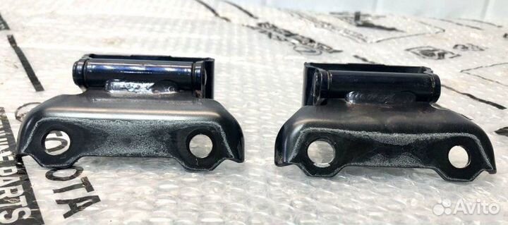 Петли багажника Lexus Rx 4