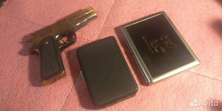 Зажигалка и портсигары