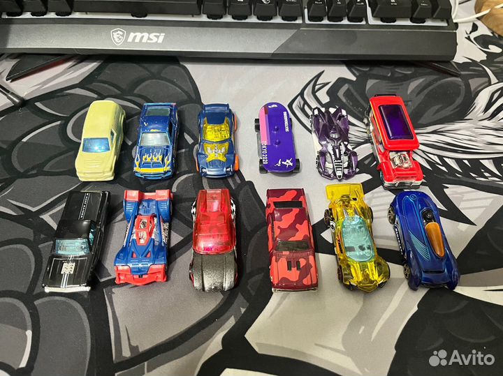 Hot wheels машинки
