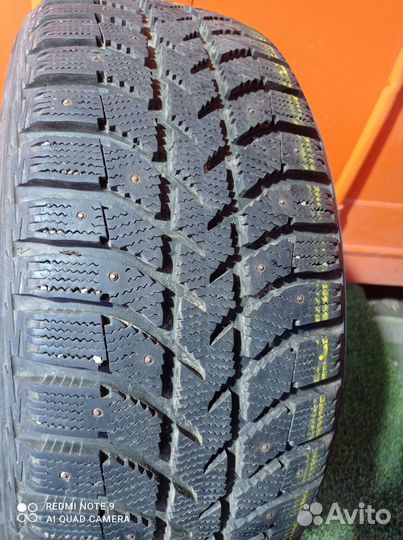 Bridgestone Ice Cruiser 5000 225/55 R17 97T