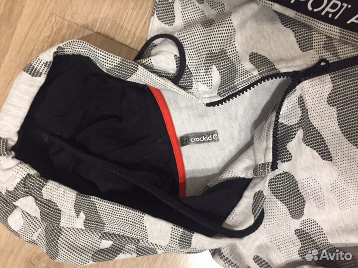 Спортивный костюм