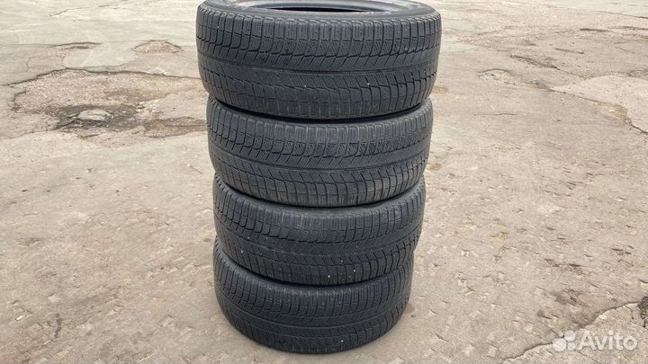 Michelin X-Ice XI3 235/55 R17