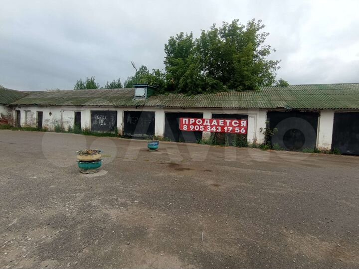 Гараж, > 30 м²