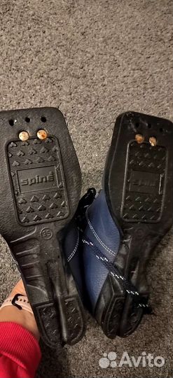 Лыжные ботинки