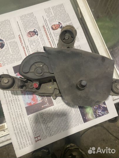 Моторчик дворников