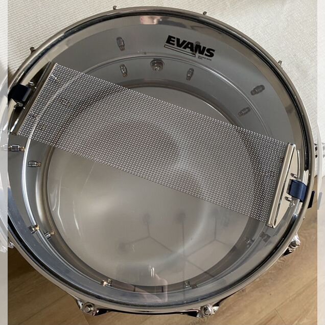 Резонаторный пластик 14 Evans 300