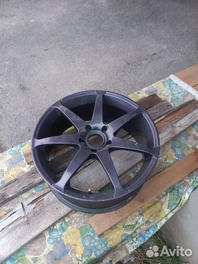 Диски r18 Rays 5.114/3