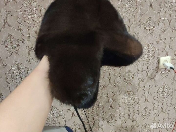 Женская шапка