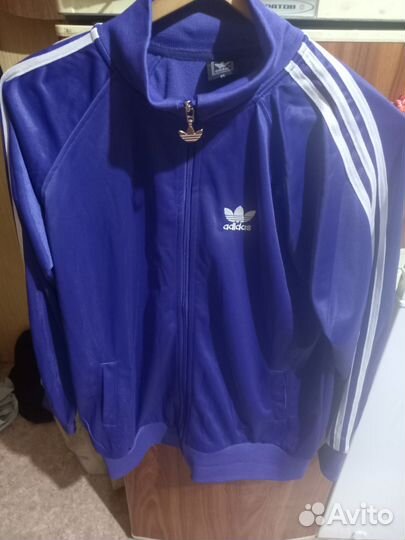 Спортивный костюм женский