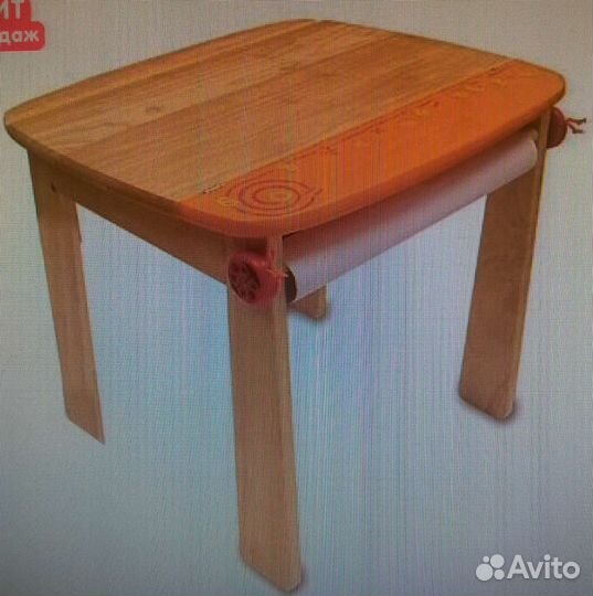 Комплект мебели для малышей, стол, стеллаж-полка