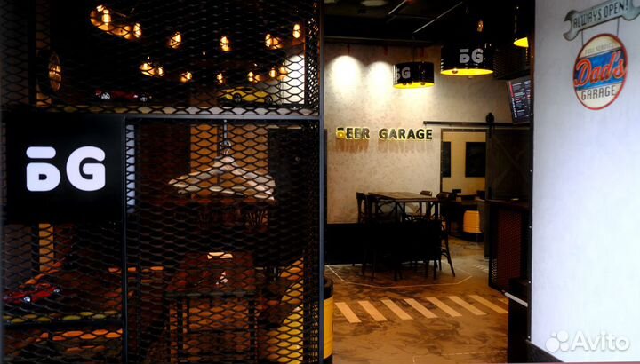 Бар-магазин с бургерами по BeerGarage