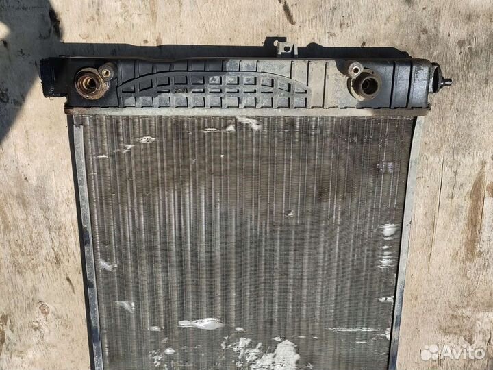 Радиатор охлаждения Фольксваген Пассат б5