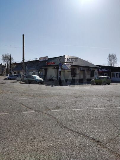 Торговая площадь, кабинеты и павильоны