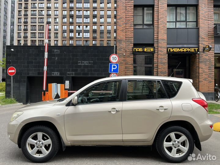 Toyota RAV4 2.0 AT, 2007, 164 000 км