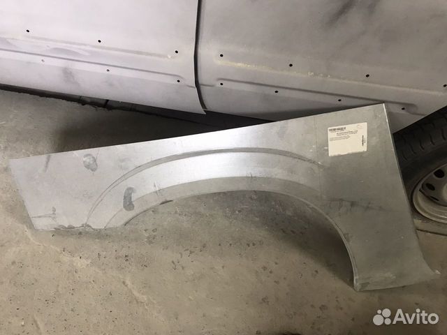 Арки ремонтные левая Dodge Grand Caravan