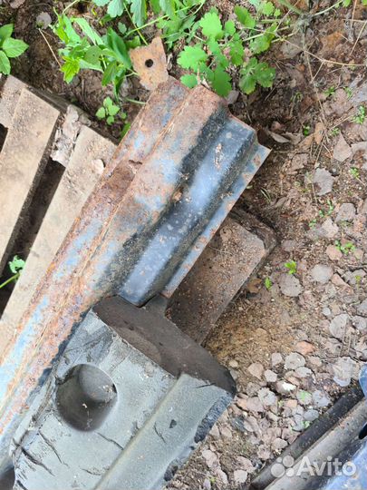 Усилитель заднего бампера Ford Mondeo 3 2007