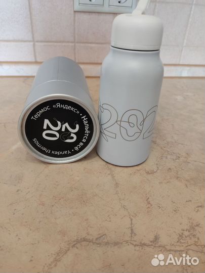 Термос, стаканы