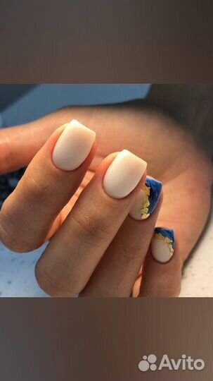 Маникюр и педикюр