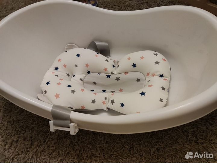 Ванночка для купания с горкой
