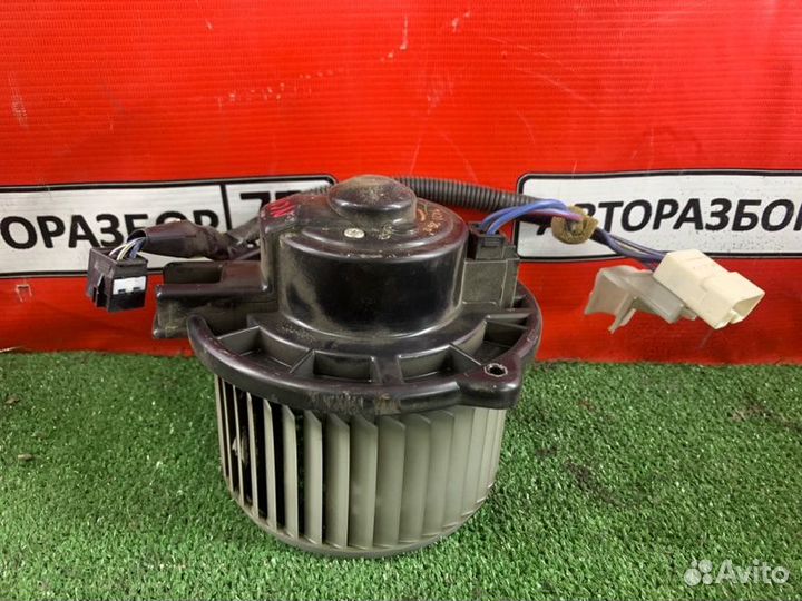 Мотор печки Toyota Probox NCP51V 1nzfe