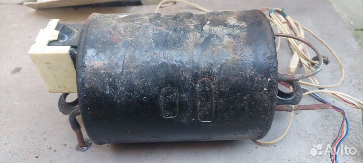 Компрессор для холодильника (мотор для холод-ка)