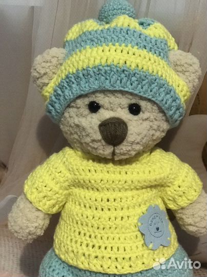 Вязаные мишки (ручная работа)