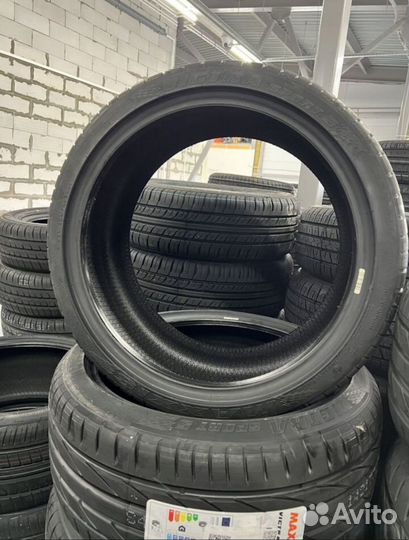 Maxxis Victra Sport VS5 205/45 R17 88