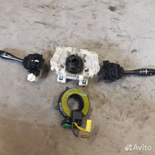 Под рулевой переключатель Мицубиси Лансер 9