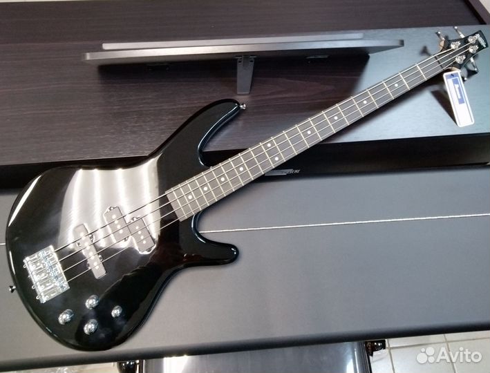 Бас гитара ibanez