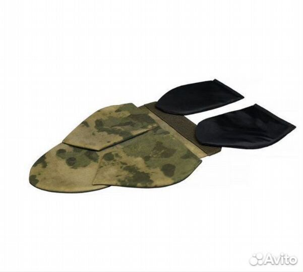 Напашник трёх листник