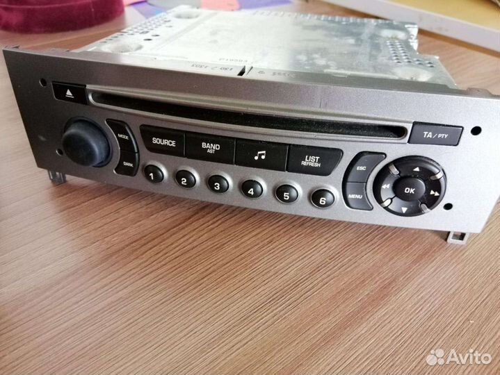 Штатная автомагнитола Peugeot 308/408