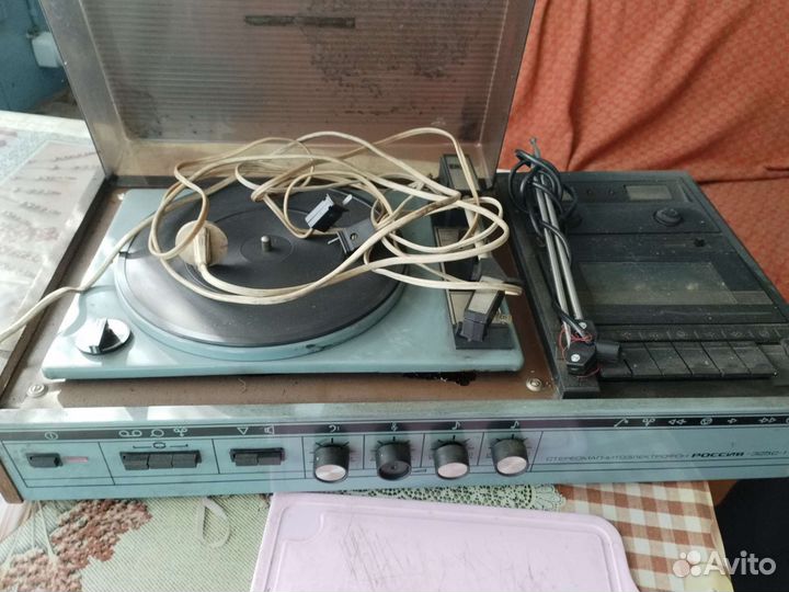 Проигрыватель винила