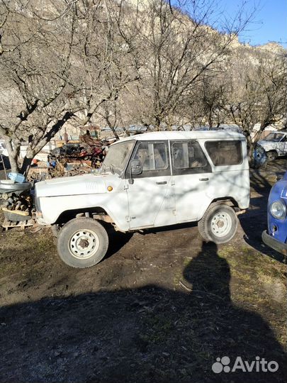 Капот на УАЗ