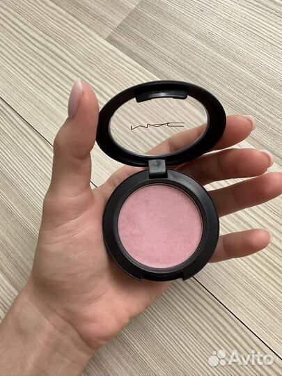 Румяна MAC Well Dressed