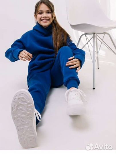 Костюм подростковый новый