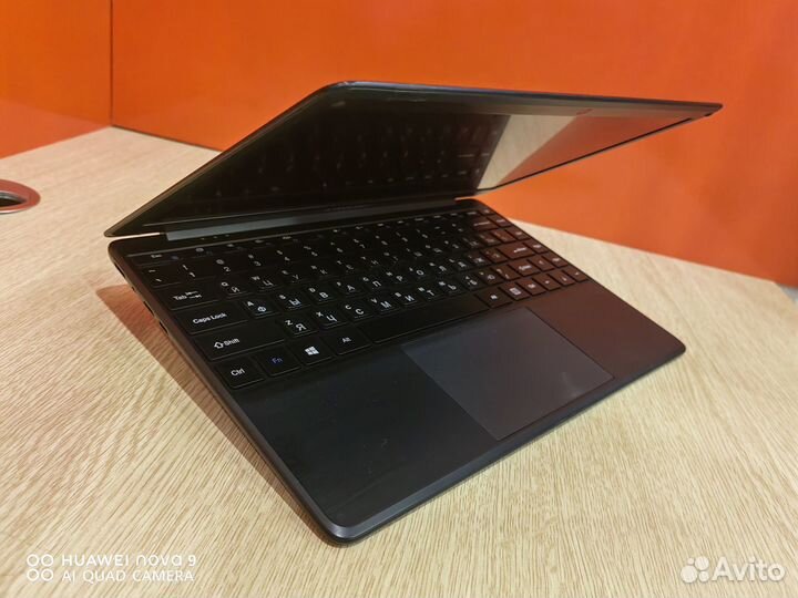 Компактный, быстрый Teclast F6 Intel/SSD/FullHD