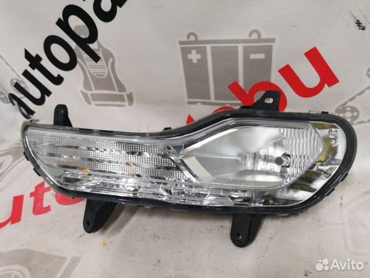 Фара противотуманная передняя левая Ford Kuga 2