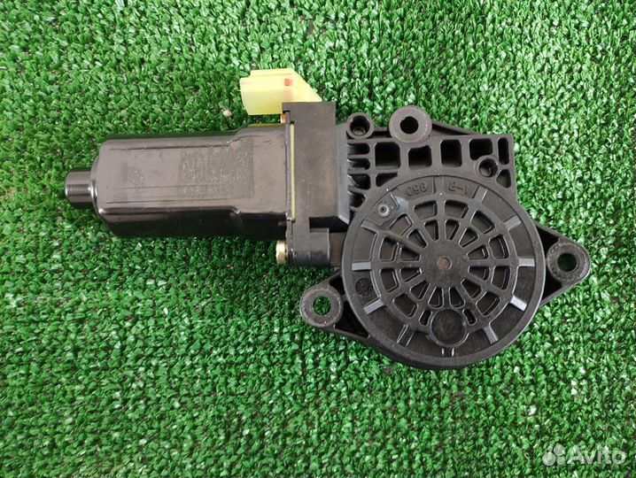 Мотор стеклоподъёмника передний левый Hyundai Tuc