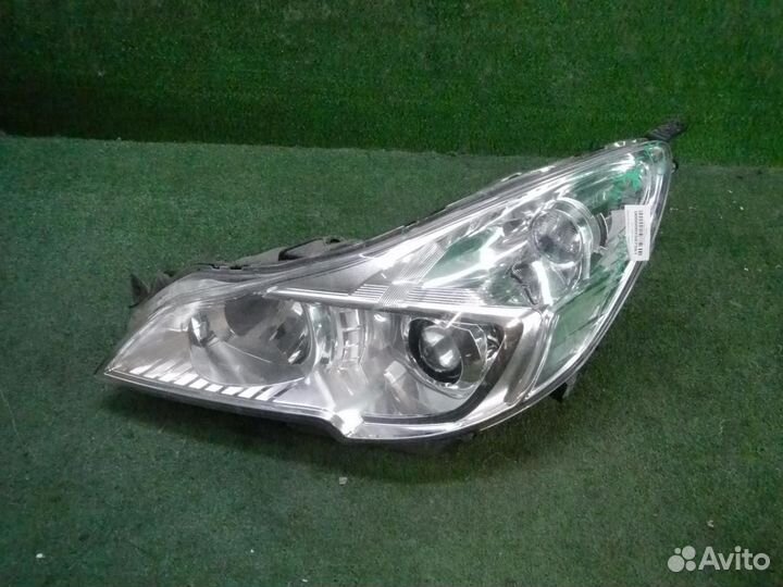 Фара левая Subaru Outback