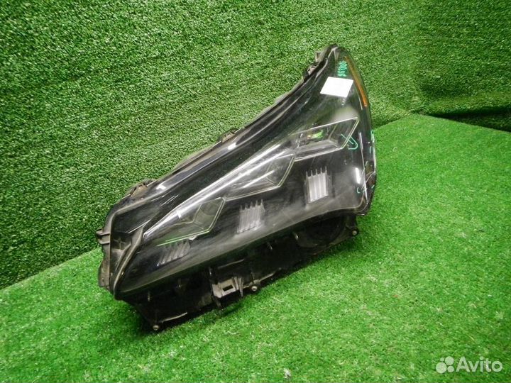 Фара левая Lexus NX200/NX200t/NX300/NX300h