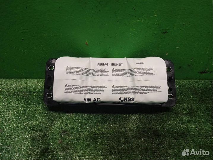 Подушка безопасности в торпедо volkswagen Caddy 4