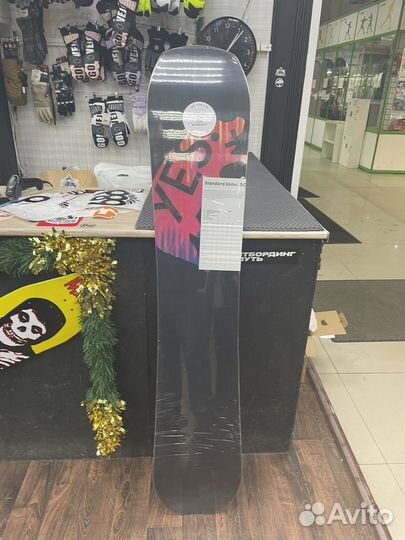 Сноуборд YES standard uninc