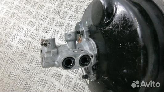Вакуумный усилитель тормозов ford escape 3 (83F07KT01)