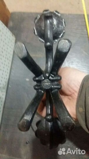 Подсвечник.чугун